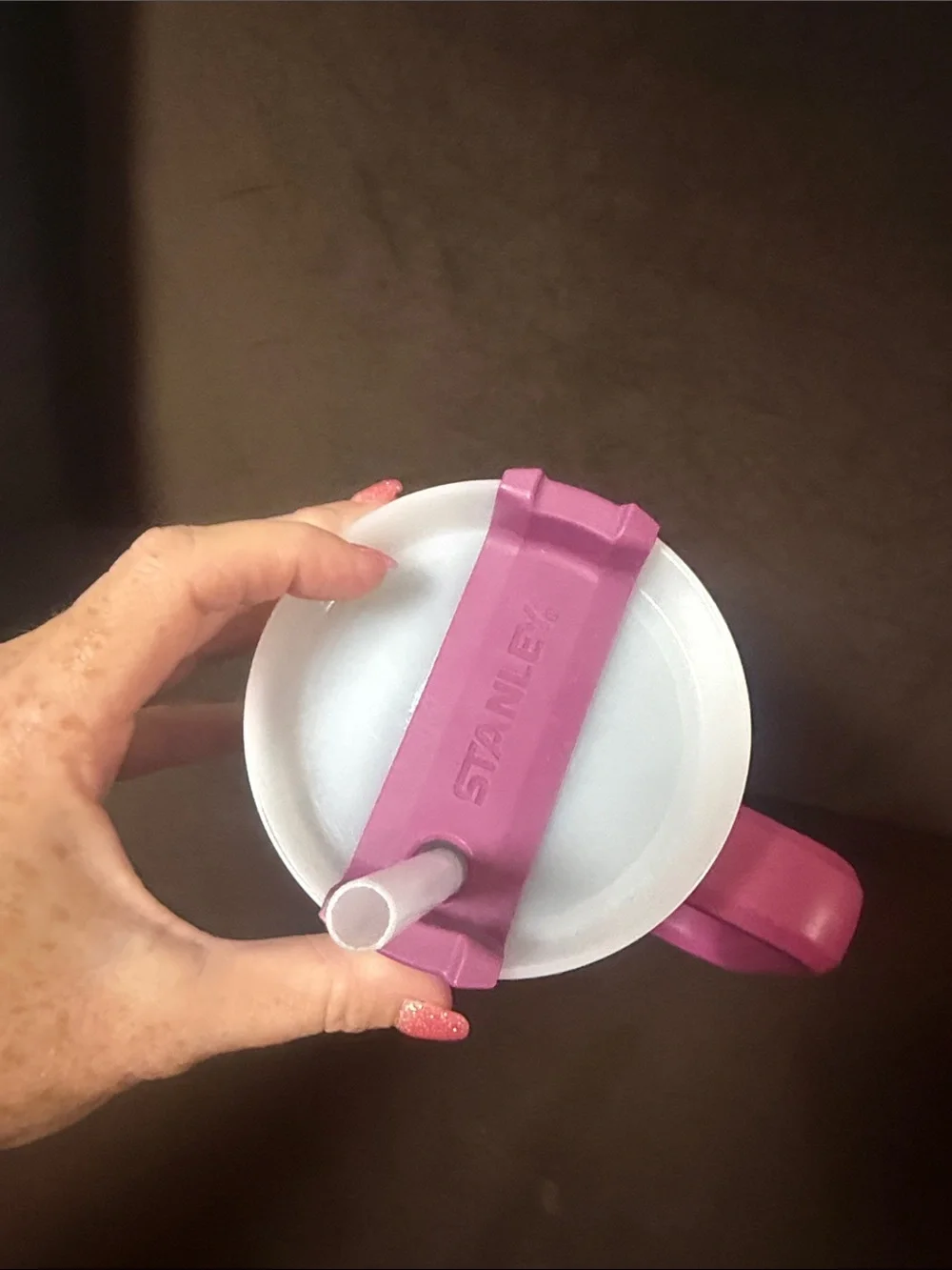 Stanley Hot Pink Travel Mug with White Lid and Handle - Picture 4 of 6